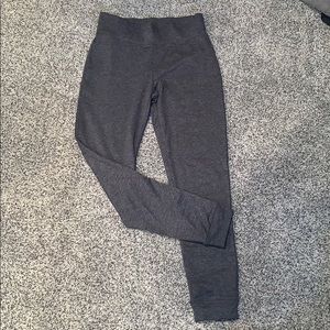 Women’s size Medium LONG American Eagle pants